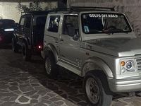Begagnad Suzuki Samurai 69 HK (50 kW) 2000 Grå SUV