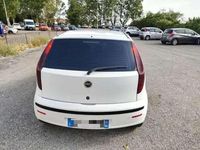 Usata Fiat Punto 80 CV (58 kW) 2000 Bianco Berlina