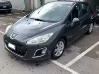 Usata Peugeot 308 2012 Berlina