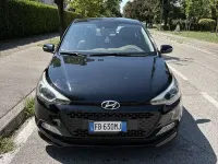 Usata Hyundai i20 75 CV (55 kW) 2015 Nero Utilitaria