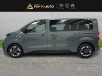Nuova Opel Zafira 177 CV (130 kW) 2026 Verde Monovolume