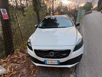 Usata Volvo V40 115 CV (84 kW) 2015 Bianco Utilitaria