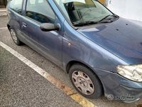 Usata Fiat Punto 80 CV (58 kW) 2004 Utilitaria