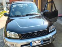 Begagnad Toyota RAV4 128 HK (94 kW) 1997 Svart Cab