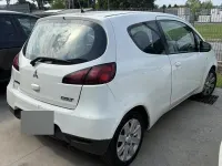 Usata Mitsubishi Colt 75 CV (55 kW) 2009 Bianco Utilitaria