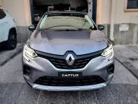 Usata Renault Captur Techno 140 CV (102 kW) 2023 Grigio SUV