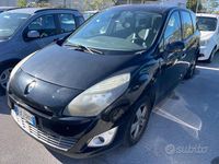 Usata Renault Scénic III Dynamique 131 CV (96 kW) 2011 Nero Monovolume