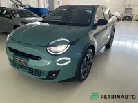Usata Fiat 600 136 CV (100 kW) 2025 Bluazzurro SUV