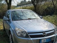 Usata Opel Astra 101 CV (74 kW) 2004 Grigio Utilitaria