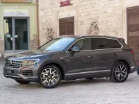 Usata VW Touareg 340 CV (250 kW) 2021 Grigio SUV
