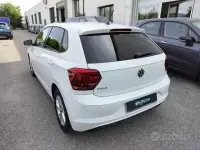 Usata VW Polo Comfortline 95 CV (69 kW) 2019 Bianco Utilitaria