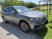 Usata VW Touareg Elegance 231 CV (169 kW) 2023 Grigio SUV