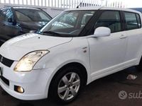 Usata Suzuki Swift 75 CV (55 kW) 2009 Bianco Utilitaria