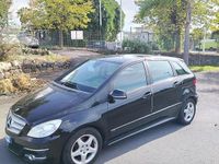Usata Mercedes B200 140 CV (102 kW) 2010 Nero Monovolume