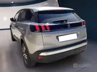 Usata Peugeot 3008 Allure 131 CV (96 kW) 2023 Grigio SUV