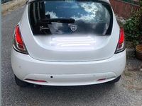 Usata Lancia Ypsilon 69 CV (50 kW) 2018 Bianco Utilitaria