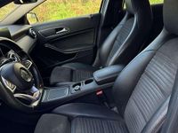 Usata Mercedes A200 AMG line 136 CV (100 kW) 2018 Berlina