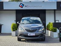 Usata Lancia Ypsilon Silver 69 CV (50 kW) 2022 Grigio pietra Utilitaria