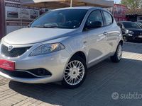 Begagnad Lancia Ypsilon 95 HK (69 kW) 2018 Grå Halvkombi