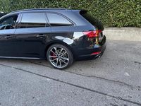 Usata Audi A4 353 CV (259 kW) 2018 Nero Station wagon