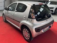 Usata Citroën C1 Attraction 68 CV (50 kW) 2012 Argento Utilitaria