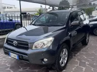 Usata Toyota RAV4 Luxury 136 CV (100 kW) 2008 Grigio SUV