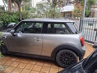 Usata Mini ONE 75 CV (55 kW) 2020 Argento Utilitaria