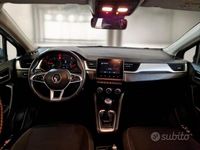 Usata Renault Captur Business 95 CV (69 kW) 2021 Grigio SUV