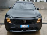 Usata Peugeot 5008 Allure 149 CV (109 kW) 2025 Grigio SUV