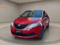 Usata Lancia Ypsilon 69 CV (50 kW) 2019 Rosso Utilitaria