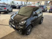 Usata Smart ForTwo Cabrio Brabus 109 CV (80 kW) 2017 Nero Cabrio
