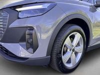 Usata Audi Q4 e-tron Ambiente 125 kW (170 CV) 2023 Grigio SUV