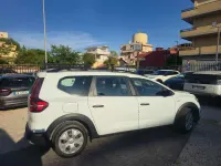 Usata Dacia Jogger Essentiel 101 CV (74 kW) 2023 Bianco Monovolume