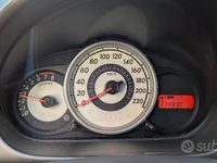 Usata Mazda 2 75 CV (55 kW) 2011 Nero Utilitaria