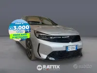 Usata Opel Corsa 101 CV (74 kW) 2025 Crystal silver Utilitaria