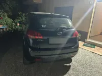 Usata Kia Venga 90 CV (66 kW) 2012 Nero Utilitaria