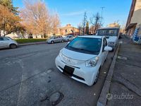 Usata Toyota iQ 98 CV (72 kW) 2011 Bianco Utilitaria