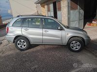 Usata Toyota RAV4 2002 Grigio SUV