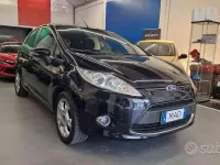 Usata Ford Fiesta Titanium 69 CV (50 kW) 2012 Nero Berlina