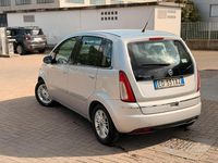 Usata Lancia Musa 95 CV (69 kW) 2010 Grigio Monovolume