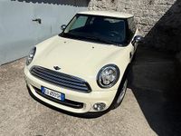 Usata Mini Cooper 90 CV (66 kW) 2011 Bianco Utilitaria