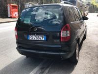 usata Opel Zafira 20 DTI 7 posti