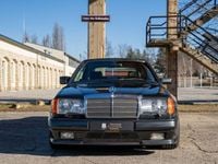 Usata Mercedes E300 AMG 220 CV (161 kW) 1993 Nero Cabrio