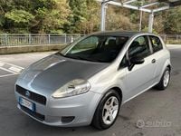 Usata Fiat Grande Punto Dynamic 65 CV (47 kW) 2007 Grigio Utilitaria