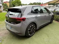 Usata VW ID.3 Pro 69 kW (95 CV) 2023 Grigio Utilitaria
