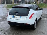 Usata Lancia Delta Gold 120 CV (88 kW) 2013 Bianco Utilitaria