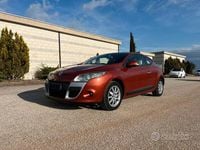 Usata Renault Mégane Coupé 110 CV (80 kW) 2010 Rosso Coupé