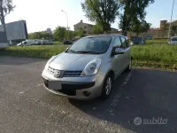 Usata Nissan Note 88 CV (64 kW) 2006 Grigio Utilitaria