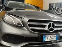 Usata Mercedes E220 194 CV (142 kW) 2017 Grigio Berlina