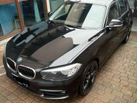 Usado BMW 118 150 CV (110 kW) 2019 Negro Utilitario